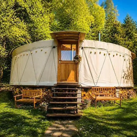 Glamping Jurty U Jezirka *