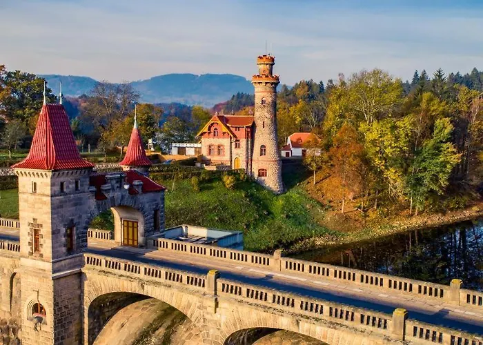 Jurty U Jezirka Luksusowy namiot Mostek